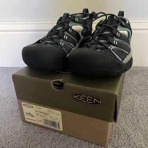 KEEN Newport H2 Sandals 7.5